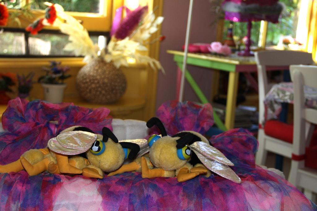 Bed and breakfast Koningin Van Pieterburen Chambre photo